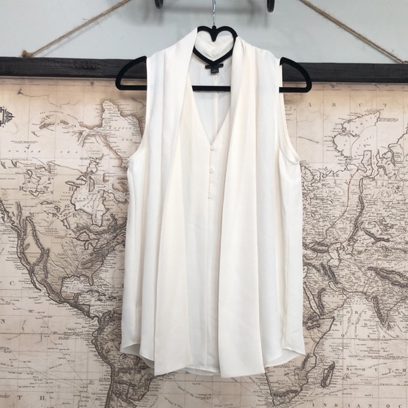 Ann Taylor Cream Tie-Neck Blouse | Size M | Sleeveless & Chic - Picture 2 of 9